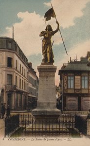 Compiegne, La Statua di Giovanna D