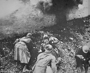 Fanteria francese sotto il fuoco dell