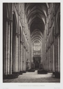 Vista interna della Cattedrale di Amiens