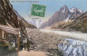 Le Chapeau e la Mer de Glace nelle Alpi da French Photographer