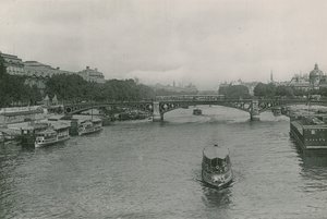 Perspective sur la Seine, le Pont des Saint-Peres da French Photographer