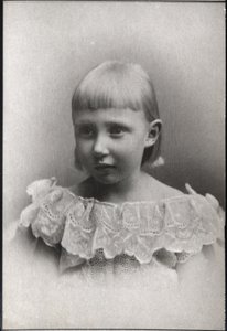 Ritratto della Principessa Dagmar di Danimarca e Islanda (1890-1961) da French Photographer