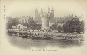 La Torre di Londra e il fiume Tamigi da French Photographer