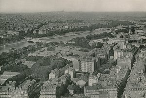 Vue sur les Champs-Elysees et le Sacre-Coeur prise de la Tour Eiffel da French Photographer