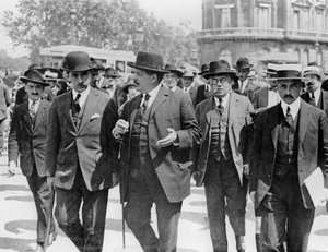 Édouard Herriot dopo la riunione del Cartel des Gauches al Palais d