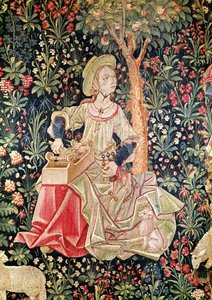 Una donna che fila, (dettaglio) da Le Travail de la Laine, parte di La Noble Pastorale, c.1500 da French School