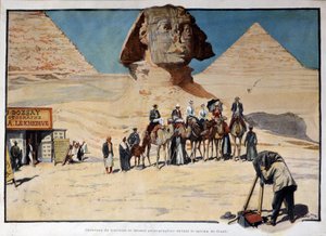 Carovana di turisti fotografati davanti alla sfinge di Giza da French School