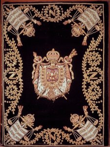 Copertina di una delle dodici edizioni originali del "Codice civile dei francesi" promulgato da Napoleone Bonaparte il 21/03/1804. È rilegato in velluto ricamato in oro e argento con emblema della giustizia e armi dell