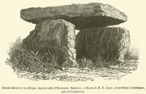 Dolmen scoperto in Africa, nella valle di El-Arouna, Cabilia da French School