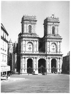 Facciata della Cattedrale Sainte-Marie da French School