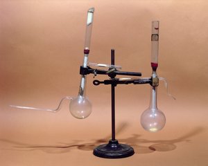 Primo tubo filtro progettato dal Dr. Charles Chamberland (1851-1908) (vetro)