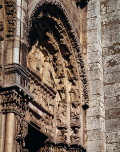 Arte gotica: dettaglio del timpano del portale reale della Basilica di Notre Dame de Chartres da French School