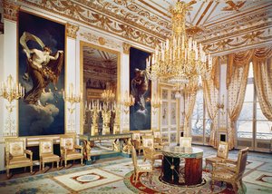 Interno del Salon des Quatre Saisons da French School