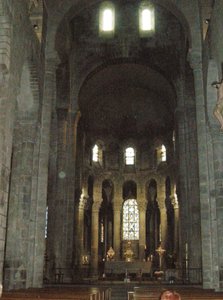 Vista interna della basilica da French School
