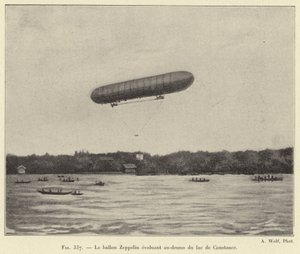 Il dirigibile Zeppelin che vola sopra il lago di Costanza (incisione)