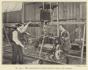 MM Santos-Dumont e Buchet che visitano il motore, nel hangar (incisione) da French School