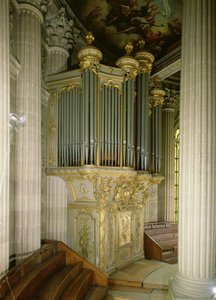 Organo nella cappella
