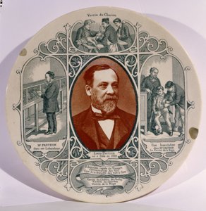 Piatto con una fotografia di Louis Pasteur (1822-95) di Pierre Petit (1832-1909), e scene della sua vita da French School