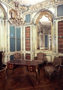 Studio privato del Delfino Luigi di Francia (1729-65) poi una biblioteca