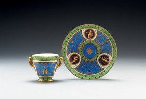 Tazza e piattino a due manici Sevres bleu celeste e verde pallido, 1790