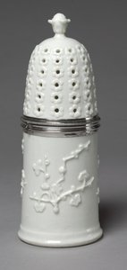 Zuccheriera, manifattura Saint Cloud Porcelain Factory, c.1732-1738 da French School