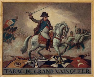 Al tabacco del grande vincitore. (ritratto equestre di Napoleone Bonaparte (1769-1821), che guida le sue truppe in battaglia. Sul retro della tela un quartetto: “Il successo delle sue imprese, / Le sue vittorie in cento battaglie, / Non hanno altri segreti