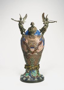 Urna commemorativa del centenario dell