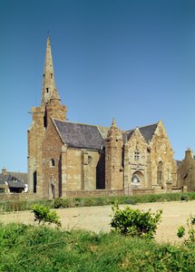 Veduta della chiesa da French School