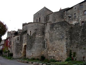 Veduta del villaggio fortificato da French School