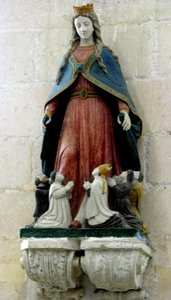 Vergine che protegge il clero (pietra policroma)