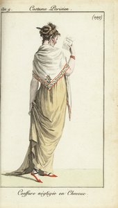 Donna con acconciatura casual che legge una rivista di moda da French School