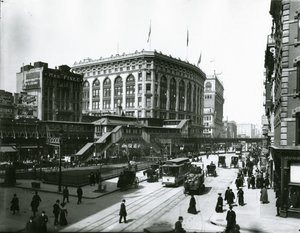 Herald Square, Saks e Macy