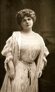 Marie Corelli, romanziere britannico, 1909 da Gabell