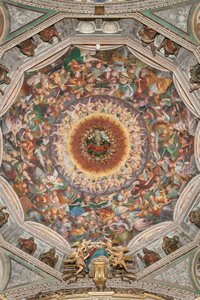 Assunzione della Beata Vergine, conosciuta come "Il coro degli angeli che suonano musica", Cupola del transetto, dal 1534 da Gaudenzio Ferrari