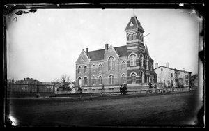 Municipio, Flatbush, Brooklyn, c.1872-87 da George Bradford Brainerd