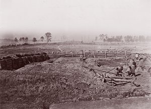 Fortificazioni ribelli davanti ad Atlanta, ca. 1864 da George N. Barnard