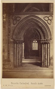 Cattedrale di Lincoln, navata laterale sud da George Washington Wilson