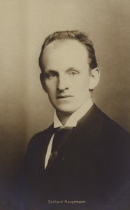 Gerhard Hauptmann (1862-1946), drammaturgo e romanziere tedesco (foto b/n) da German Photographer
