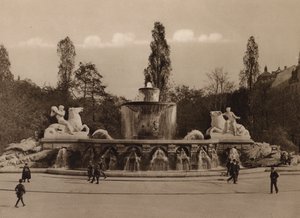 Munchen / Monaco: Wittelsbacher Brunnen (foto b/n) da German Photographer