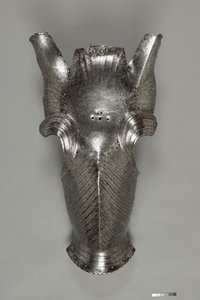 Chanfron in stile Maximilian da German School