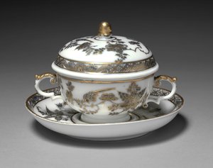 Ciotola e piatto coperti, produttore Meissen Porcelain Factory, Germania, 1730-1740