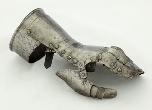 Guanto Sinistro, c.1490-1510 da German School