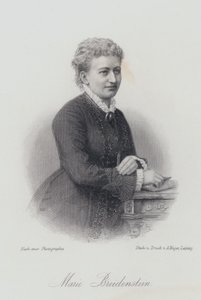 Marie Breidenstein, pianista, cantante e insegnante di canto tedesca da German School
