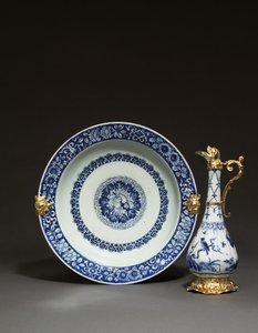 Brocca e piatto cinesi montati, Augusta, c.1655-60 da German School