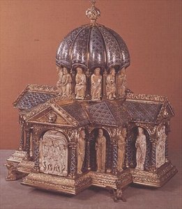 Il reliquiario di Eltenberg, da Colonia, c.1180 da German School
