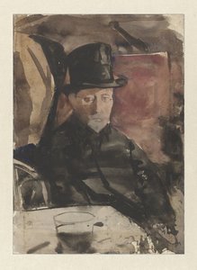 Uomo seduto con cappello a cilindro in un caffè