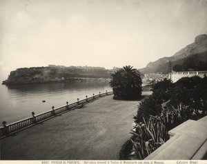 Belvedere davanti al Casinò di Montecarlo con vista su Monaco