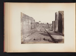 Veduta della Strada della Abbondanza a Pompei da Giorgio Sommer (attributed to)