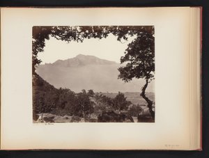 Veduta di Capri dalla terraferma, Italia da Giorgio Sommer