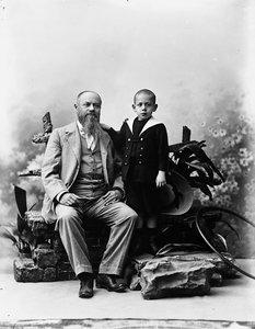Ritratto di uomo con bambino
